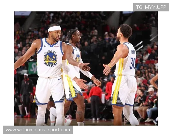 勇士击败太阳，穆迪展现多面手实力，穆迪 勇士