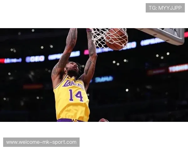 场上“神级操作”！运动员“瞬秒反应”感动全场！