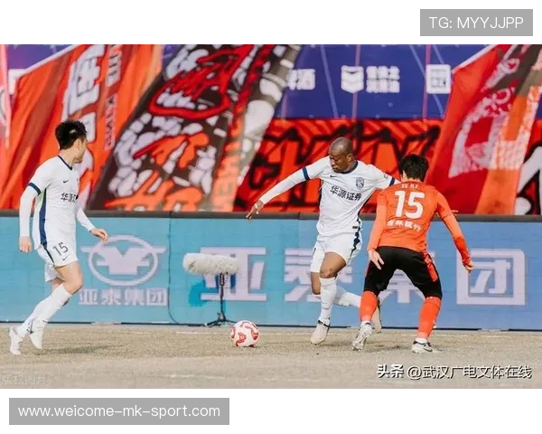 武汉三镇提前保级，梅州继续争气，亚泰面临降级压力，武汉亚泰整形